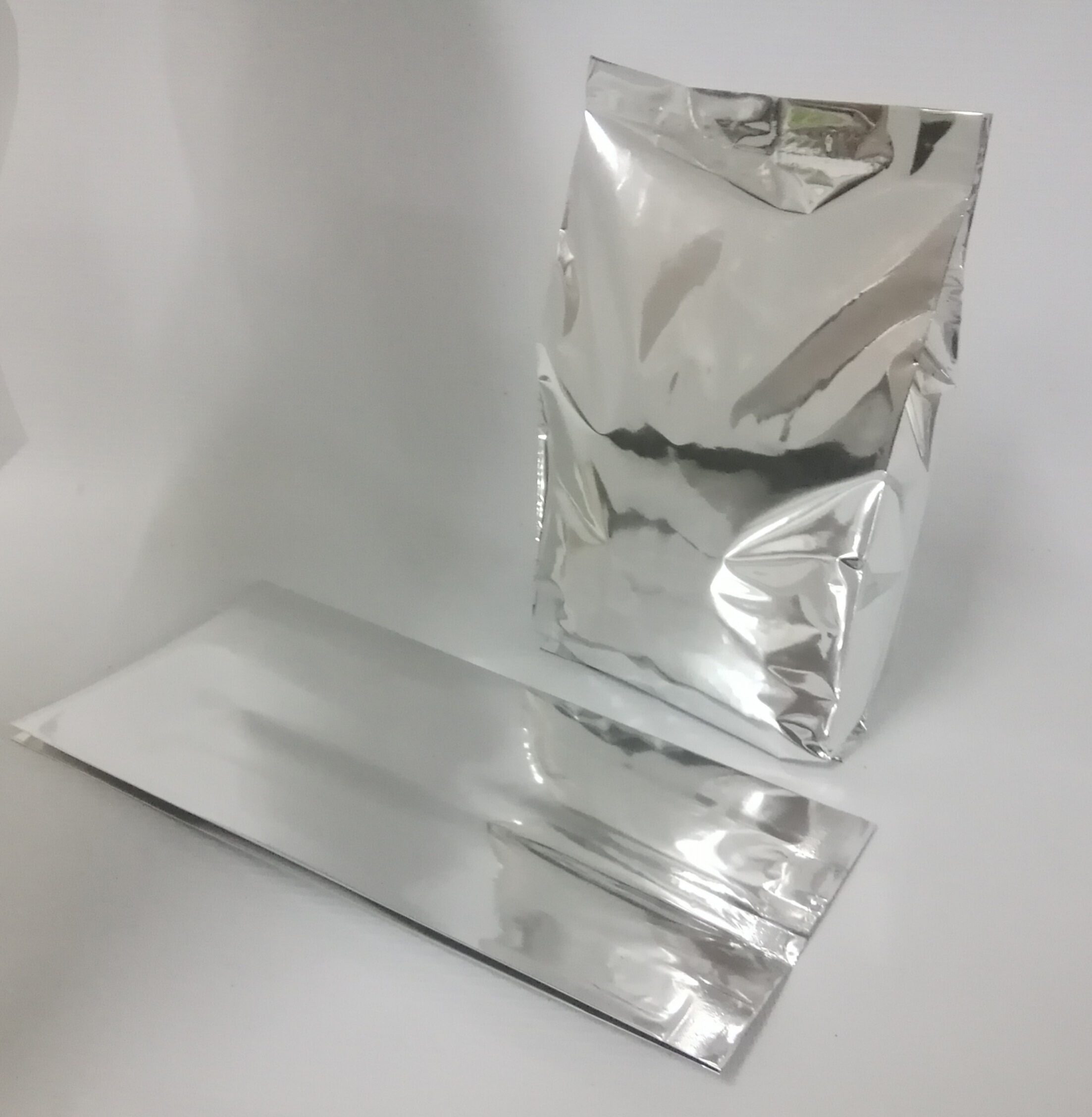 Aluminized Foil Side Gusseted Standing Pouch